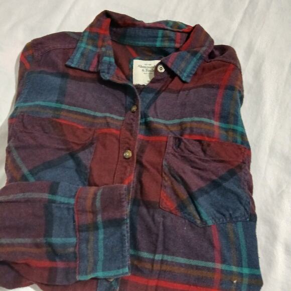 Abercrombie & Fitch New York Med Men's Flannel Maroon/Black Button-Up - Picture 3 of 12